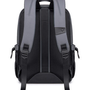 Arctic Hunter B00534