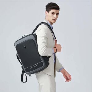 Arctic Hunter B00227